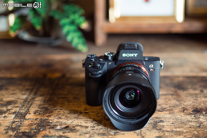 sigma-20mm-f2-fullframe.jpeg
