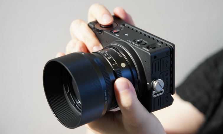 sigma fp forum.sonyturk.com.jpg