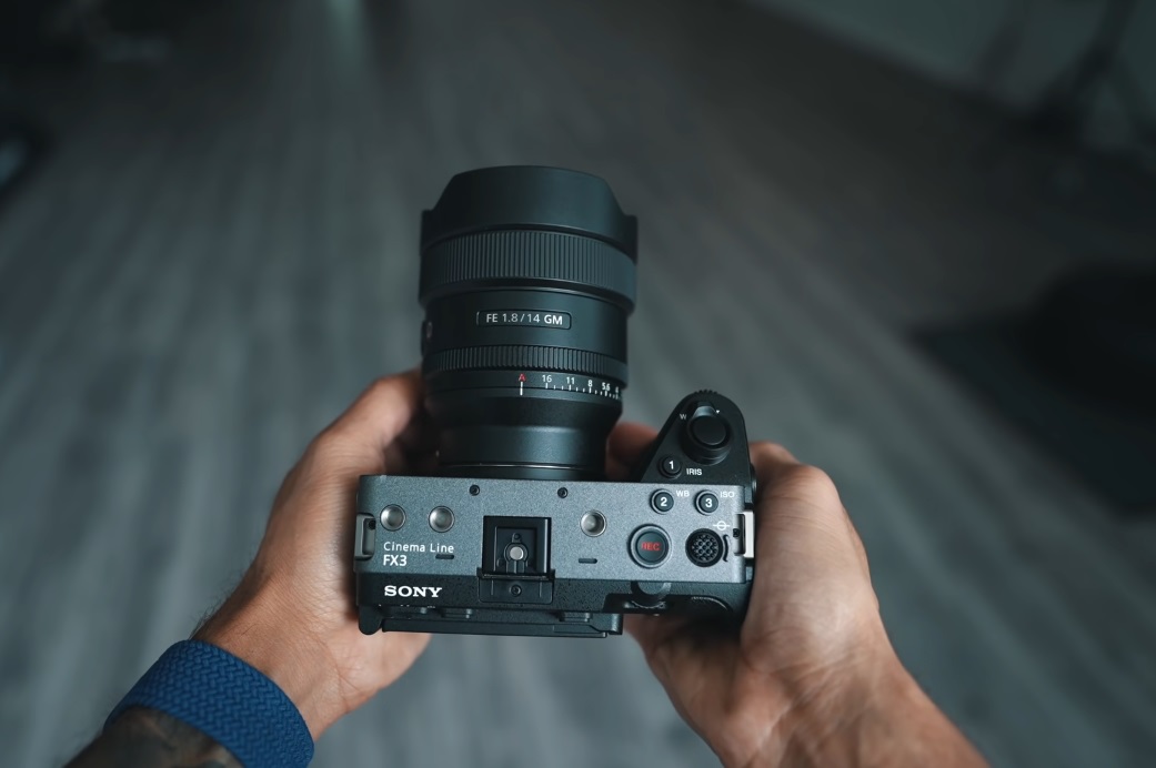 Sony FE 14mm f2.8 - 3.jpg