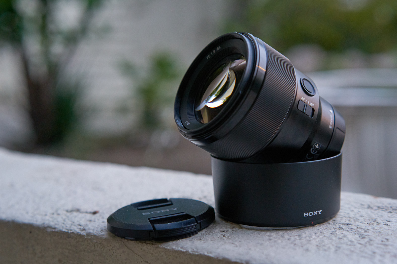 Sony-FE85mm.jpg