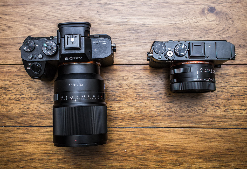 sonyrx1rII vs Sony A7R ii.jpg