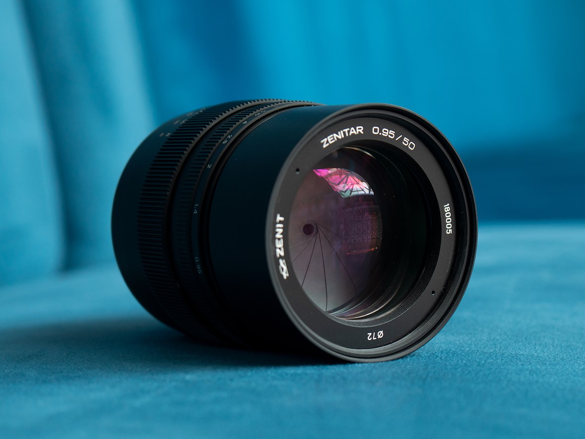 Zenit-50mm-f0.95.jpeg